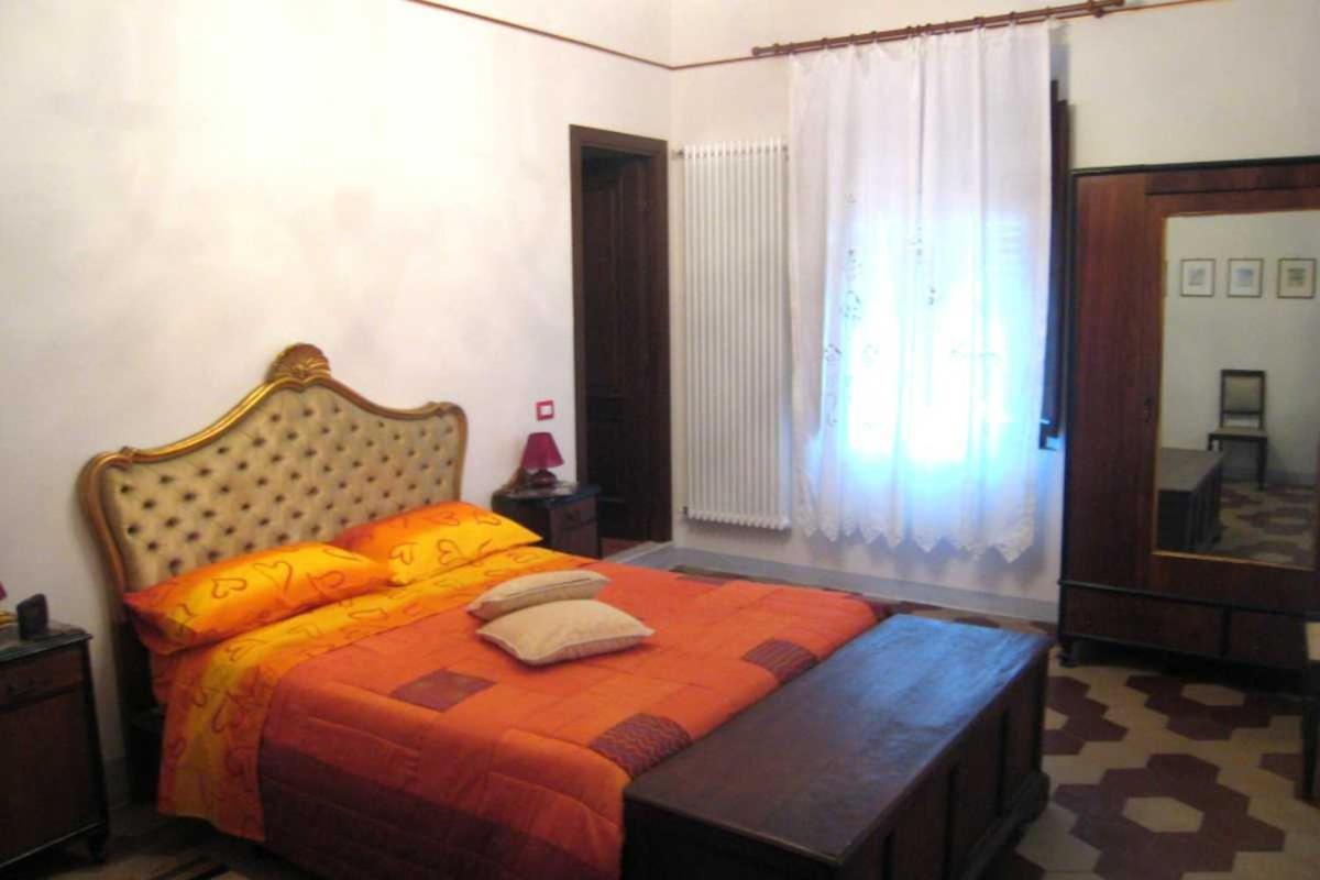 Hotel A Casa Di Antonio à Lucques Extérieur photo